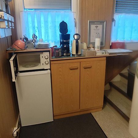 Gaestezimmer Boxenstopp Veitsbronn 외부 사진