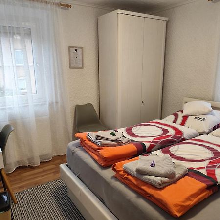 Gaestezimmer Boxenstopp Veitsbronn 외부 사진