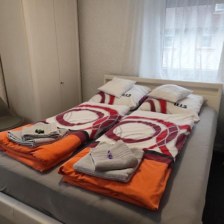 Gaestezimmer Boxenstopp Veitsbronn 외부 사진