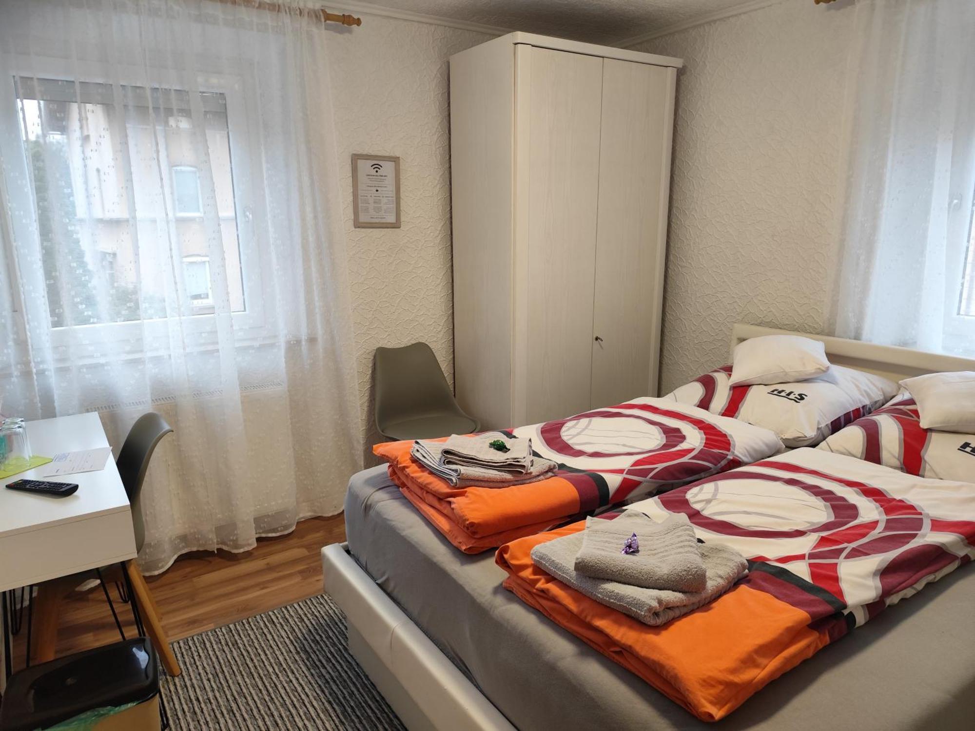 Gaestezimmer Boxenstopp Veitsbronn 외부 사진
