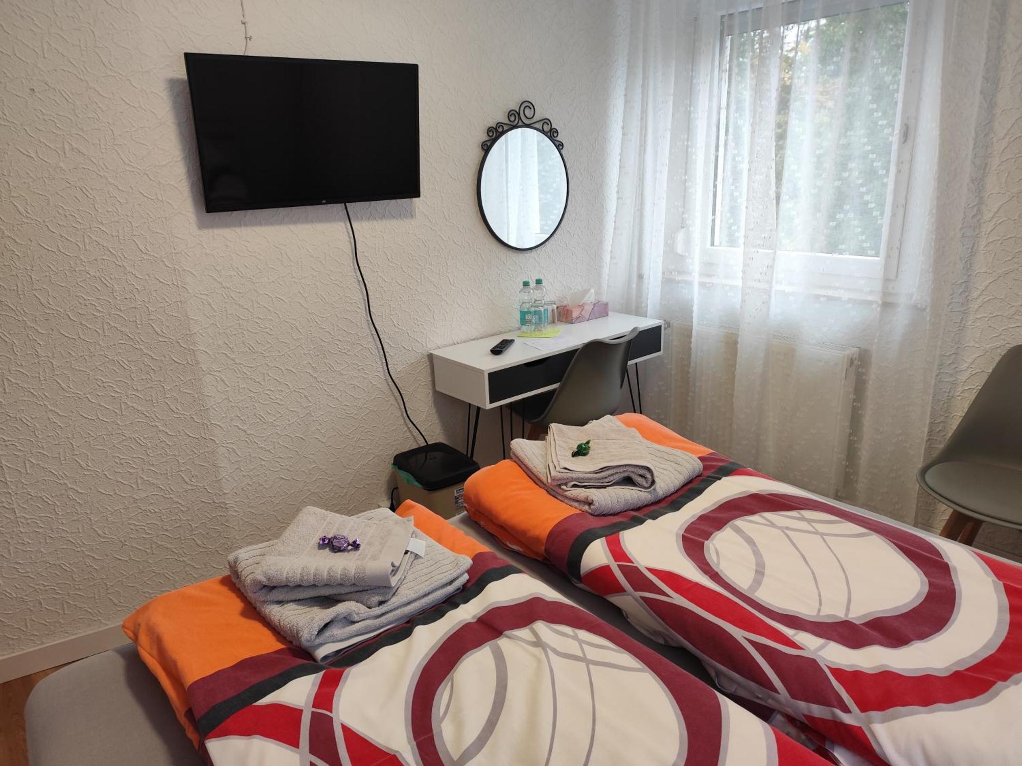 Gaestezimmer Boxenstopp Veitsbronn 외부 사진